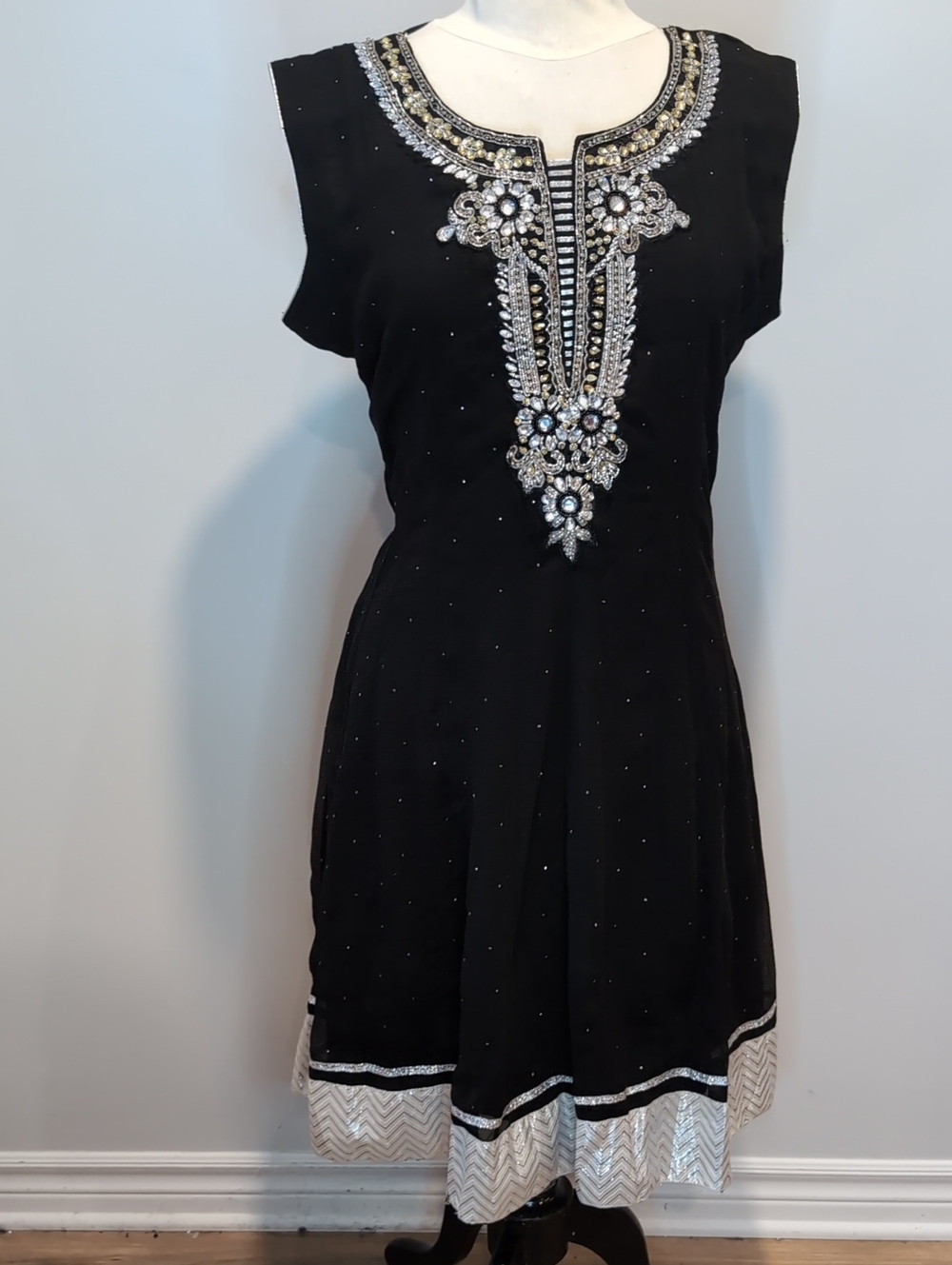South Asian Kurti  Dress Black Embellished Sleeveless Dress Silver Accent XXL